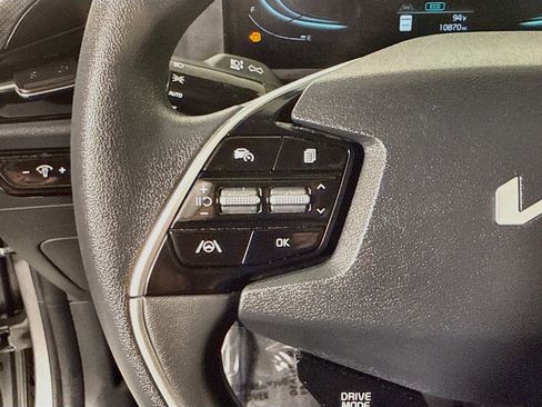 Used 2026 Kia Niro LX FWD image 14