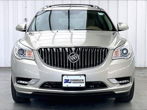 Used 2016 Buick Enclave Leather FWD image 3