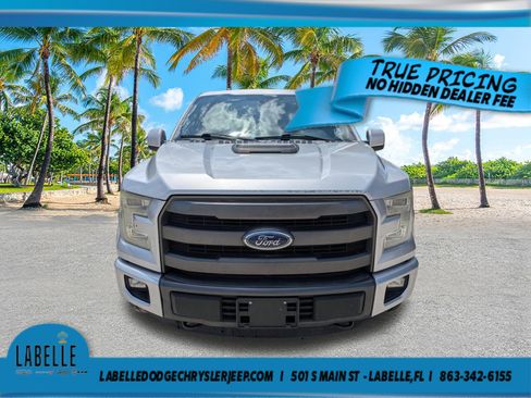 Used 2015 Ford F150 Lariat w/ Equipment Group 502A Luxury AWD/4WD image 9