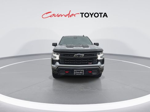 Used 2024 Chevrolet Silverado 1500 LT Trail Boss image 3