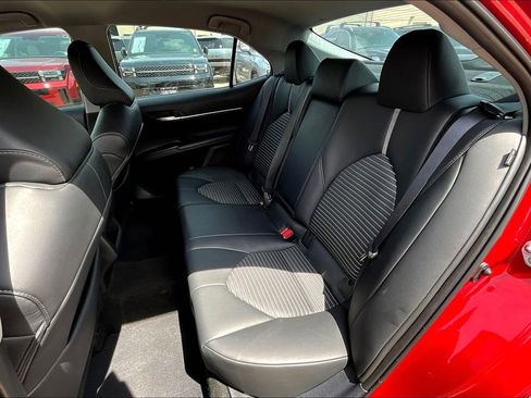 Used 2024 Toyota Camry SE image 35