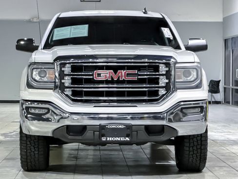 Used 2018 GMC Sierra 1500 SLT w/ SLT Premium Package RWD image 5