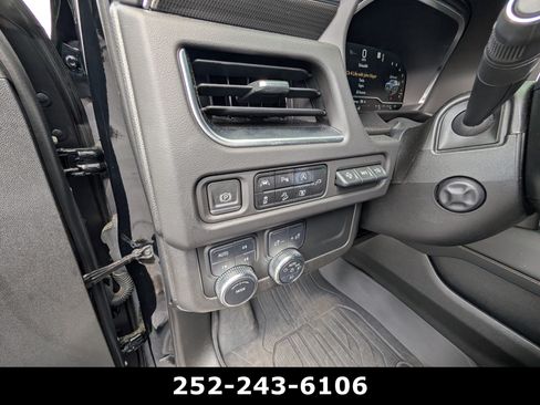 Used 2022 GMC Yukon AT4 w/ Technology Package AWD/4WD image 13
