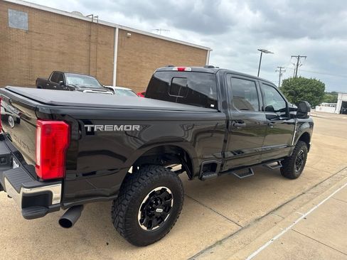 Used 2025 Ford F250 XLT w/ Tremor Off-Road Package AWD/4WD image 4