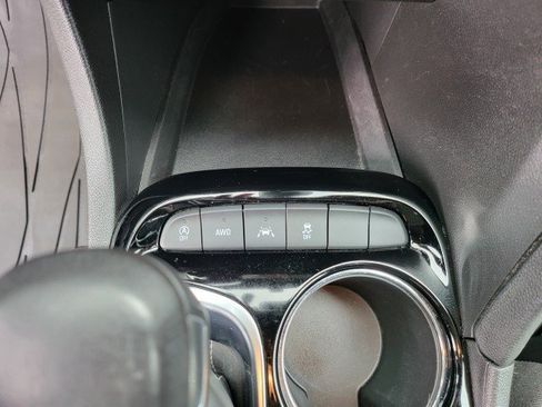Used 2023 Buick Encore GX Preferred w/ Cold Weather Comfort Package AWD/4WD image 28