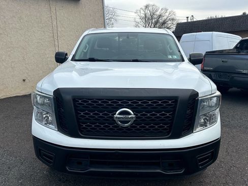 Used 2017 Nissan Titan S image 2