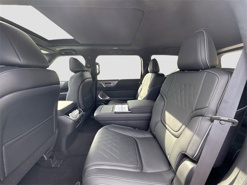New 2026 INFINITI QX80 Autograph w/ Premium Cargo Package image 20