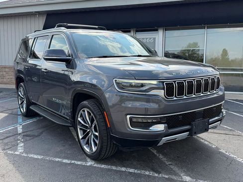 Used 2022 Jeep Wagoneer Series II w/ Premium Group I image 8