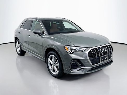 Certified 2024 Audi Q3 2.0T Premium Plus AWD/4WD image 7