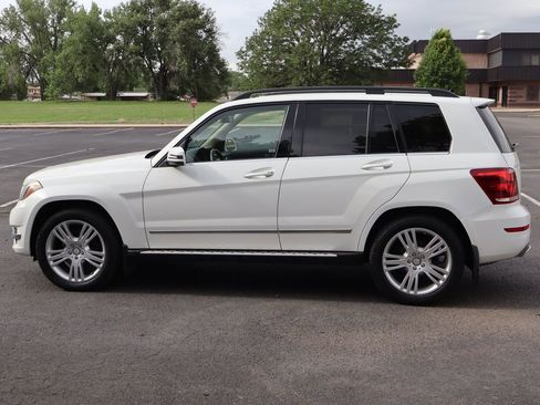 Used 2013 Mercedes-Benz GLK 250 BlueTEC 4MATIC image 9