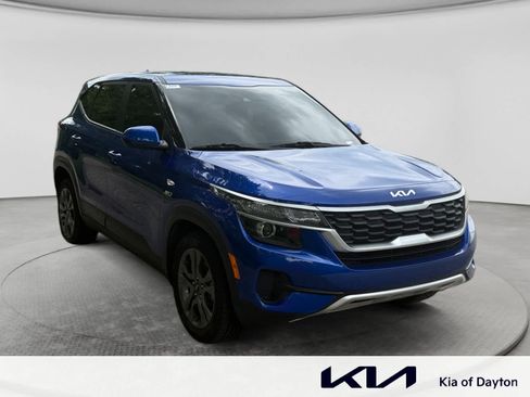 Used 2023 Kia Seltos LX AWD/4WD image 3