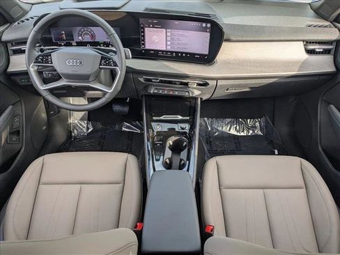New 2026 Audi Q3 quattro 2.0T AWD/4WD image 14