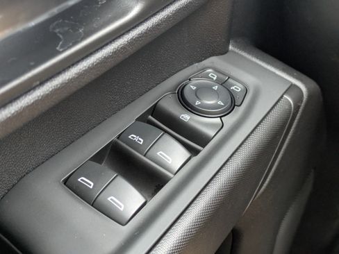 Used 2024 Chevrolet Silverado 2500 Custom image 23