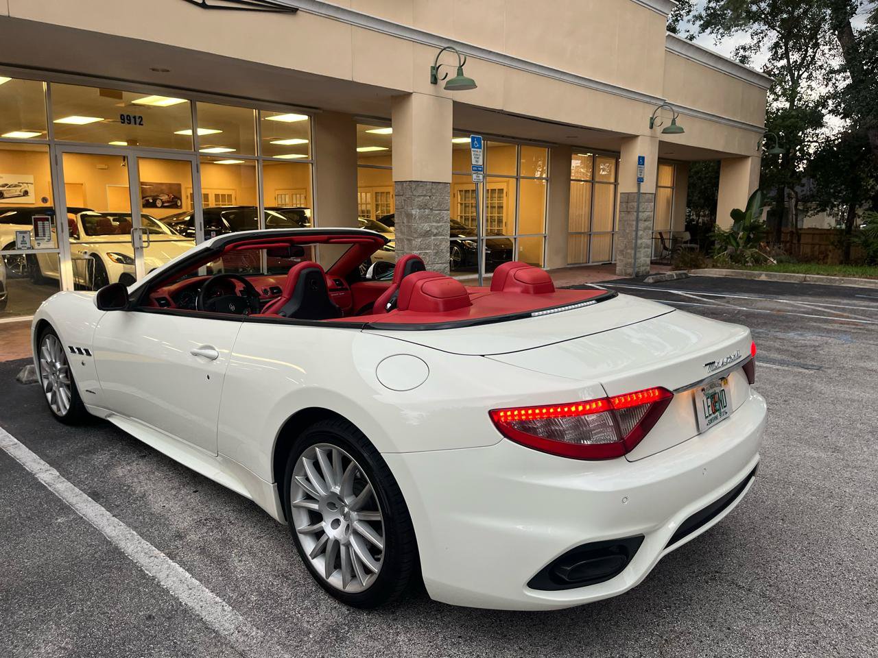 Used 2018 Maserati GranTurismo Sport RWD image 8