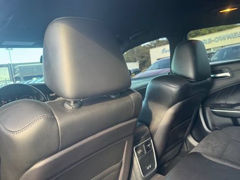 Used 2023 Dodge Charger Scat Pack w/ Plus Group RWD image 26