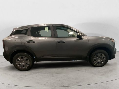 Used 2025 Nissan Kicks S AWD/4WD image 7
