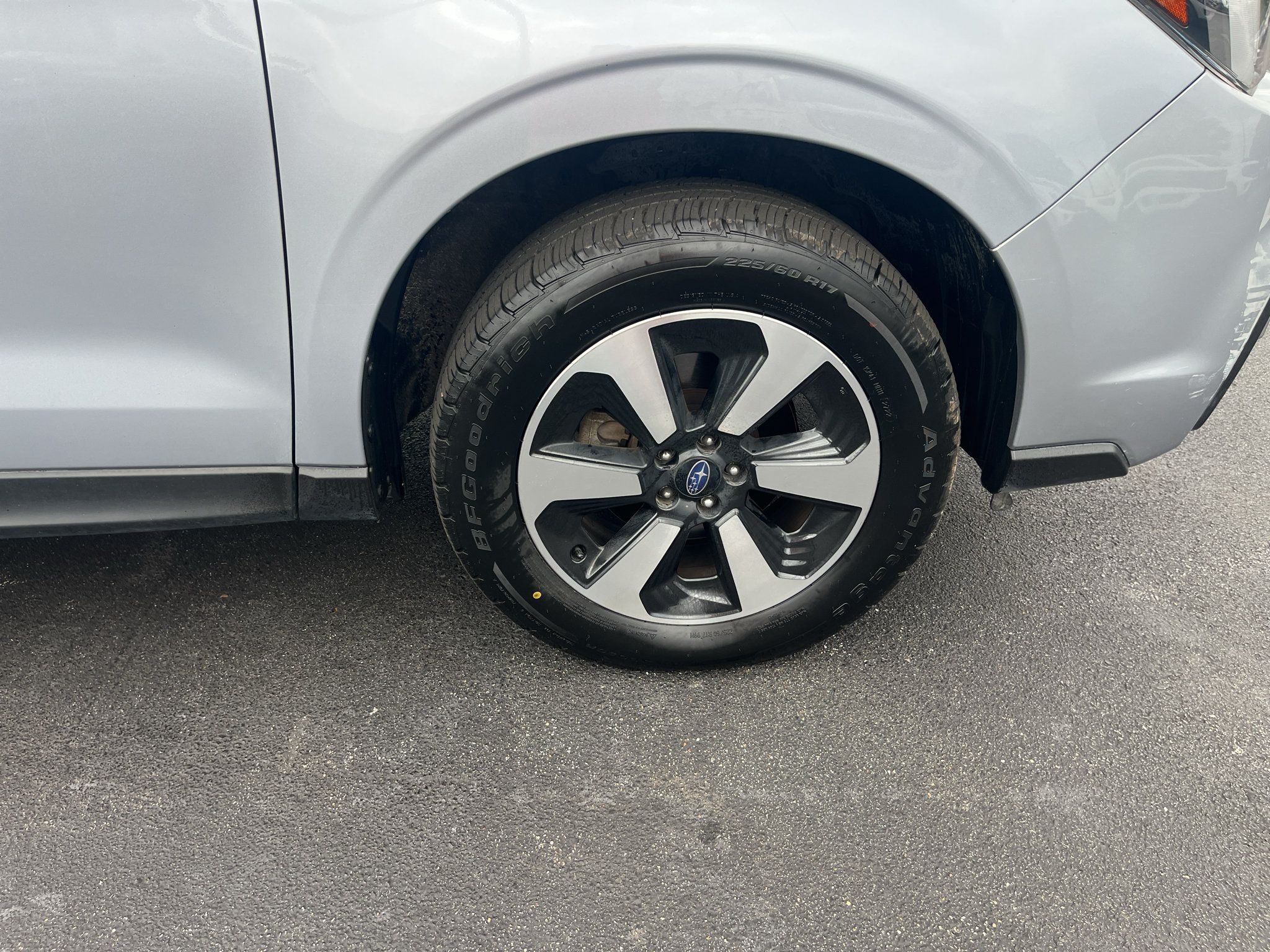 Used 2017 Subaru Forester 2.5i Premium AWD/4WD image 12