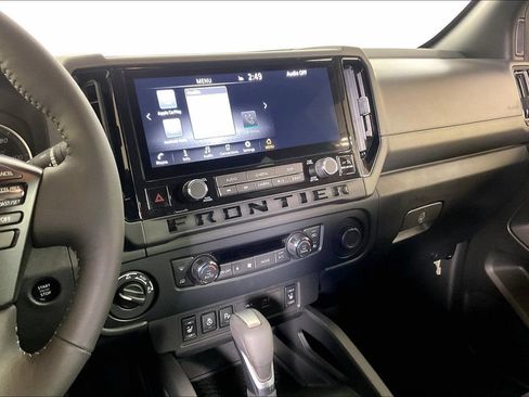 Used 2026 Nissan Frontier SV w/ SV Convenience Package AWD/4WD image 9