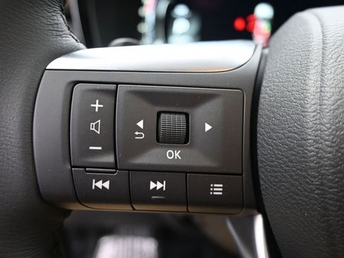 Used 2025 INFINITI QX60 Luxe w/ Vision Package image 19