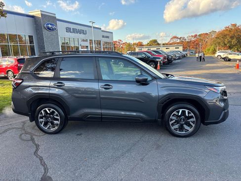 Certified 2025 Subaru Forester Premium image 2