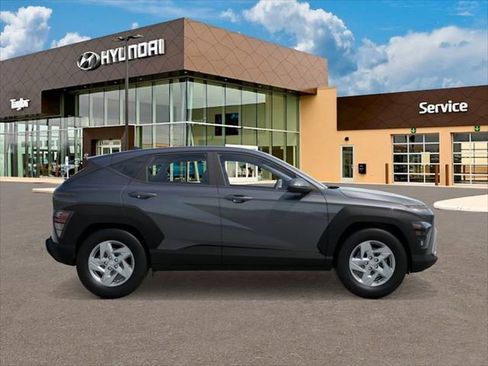 New 2026 Hyundai Kona SE AWD/4WD image 7