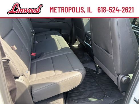 Used 2026 GMC Sierra 1500 Elevation w/ Elevation Premium Package AWD/4WD image 12