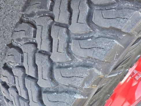 Used 2021 Jeep Wrangler Sport AWD/4WD image 29
