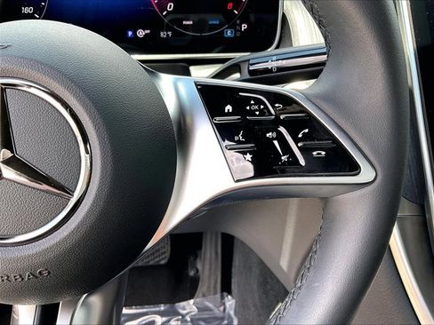 Certified 2026 Mercedes-Benz GLC 300 image 21