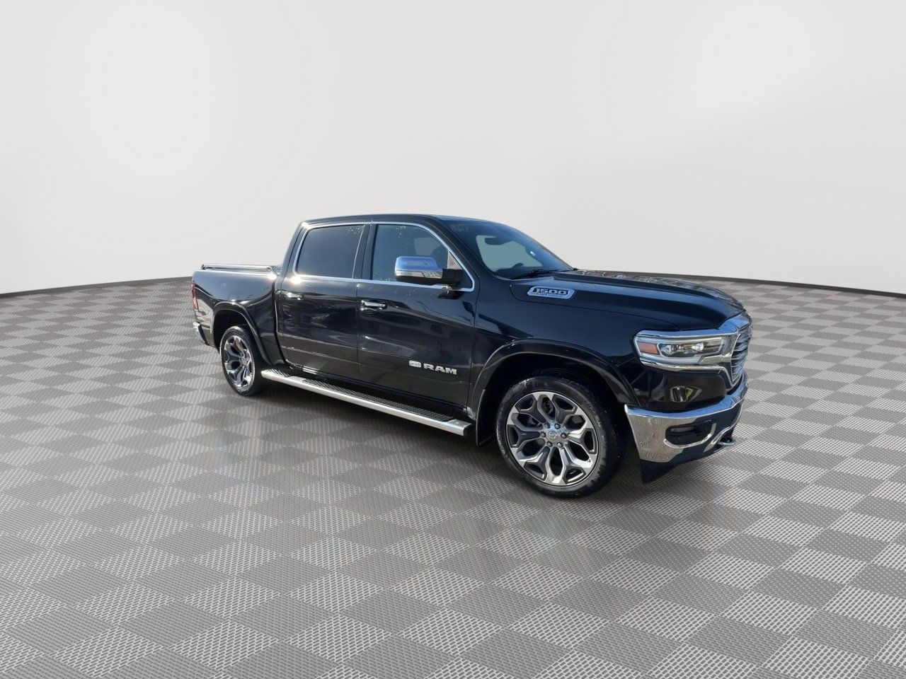 Used 2022 RAM 1500 Limited AWD/4WD image 2