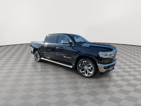 Used 2022 RAM 1500 Limited AWD/4WD image 2
