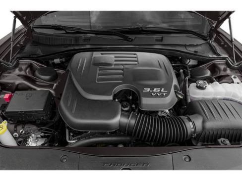 Used 2015 Dodge Charger SXT RWD image 16