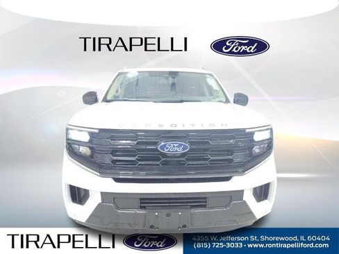 Certified 2025 Ford Expedition Active image 5