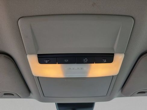 Used 2024 Nissan Altima 2.5 SV FWD image 32