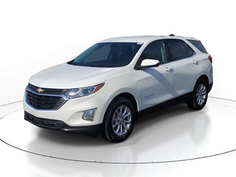 Used 2019 Chevrolet Equinox LT FWD image 2