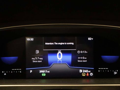 Certified 2022 Volkswagen Tiguan S image 7