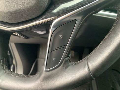 Used 2022 Cadillac XT5 Premium Luxury image 24