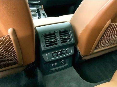 Used 2023 Audi Q5 2.0T Premium Plus w/ Premium Plus Package image 34