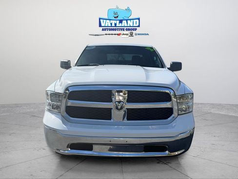Used 2024 RAM 1500 Classic SLT image 9