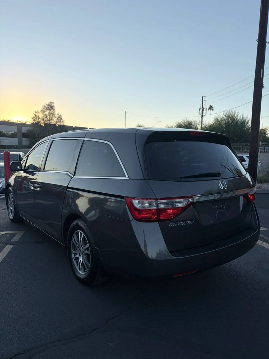Used 2013 Honda Odyssey EX image 22