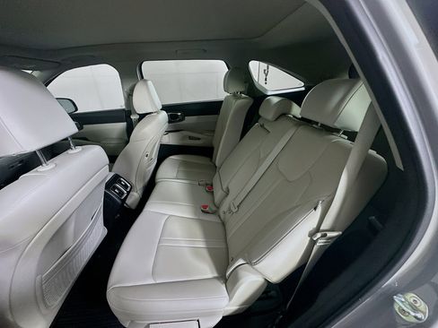 Used 2024 Kia Sorento S w/ Panoramic Sunroof Package image 27