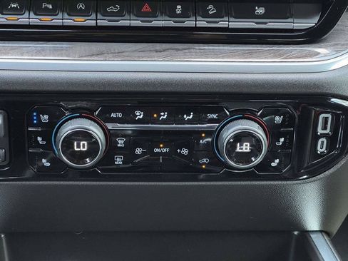 Used 2024 Chevrolet Silverado 1500 LTZ AWD/4WD image 6