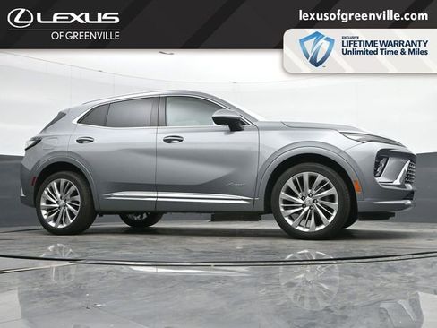 Used 2024 Buick Envision Avenir image 38