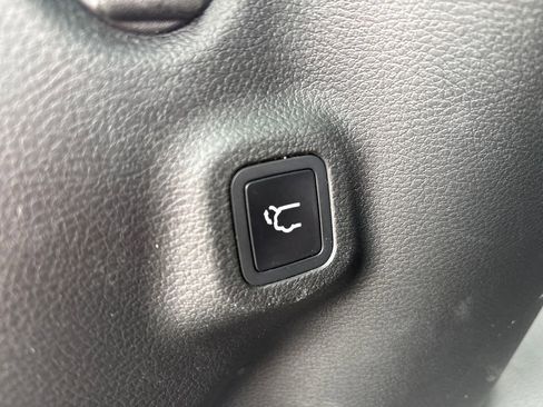 Used 2026 Jeep Compass Limited AWD/4WD image 37