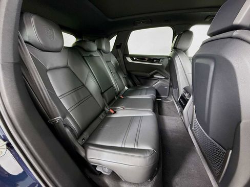 New 2026 Porsche Cayenne image 28