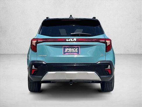 Used 2025 Kia Seltos SX AWD/4WD image 4