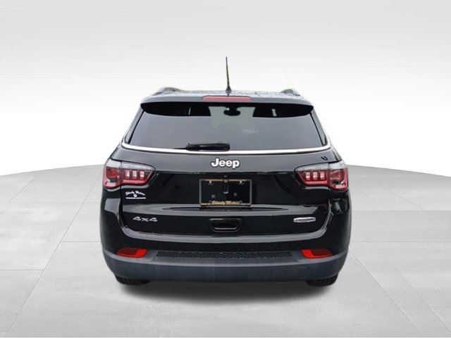 Used 2019 Jeep Compass Latitude AWD/4WD image 6