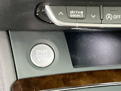 Used 2019 Audi Q5 2.0T Premium Plus image 24