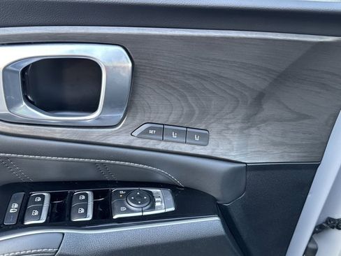New 2025 Kia Sorento SX Prestige image 27