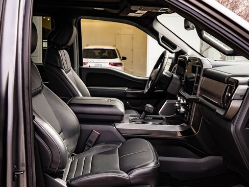 Used 2023 Ford F150 Platinum w/ FX4 Off-Road Package image 27