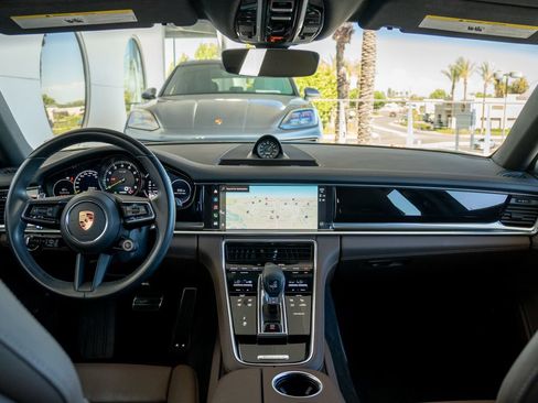 Certified 2023 Porsche Panamera 4S AWD/4WD image 16